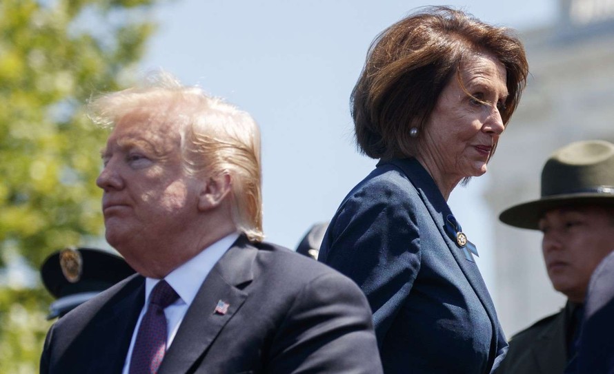 Trump công kích việc Chủ tịch Hạ viện trì hoãn phiên tòa luận tội