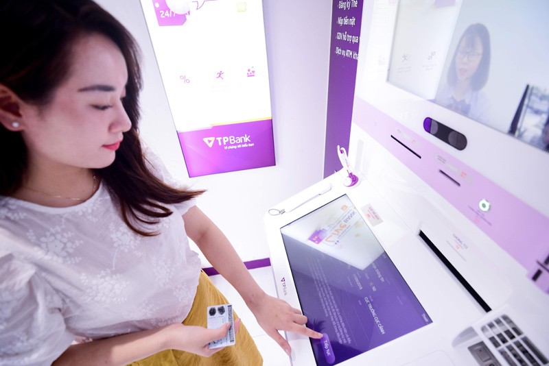 TPBank tiếp tục được vinh danh là 'Ngân hàng số xuất sắc nhất'