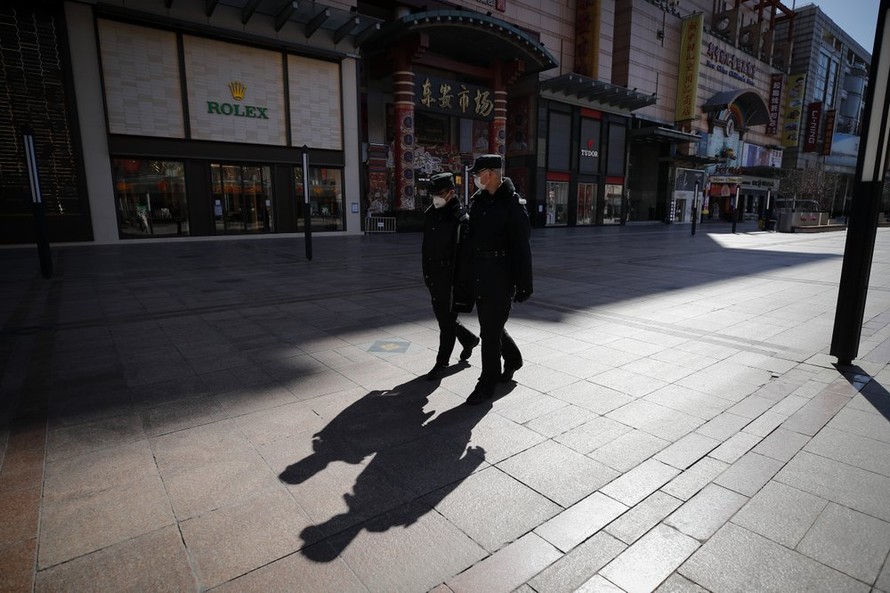 Trung Quốc ghi nhận số ca nhiễm Covid-19 kỷ lục từ bên ngoài