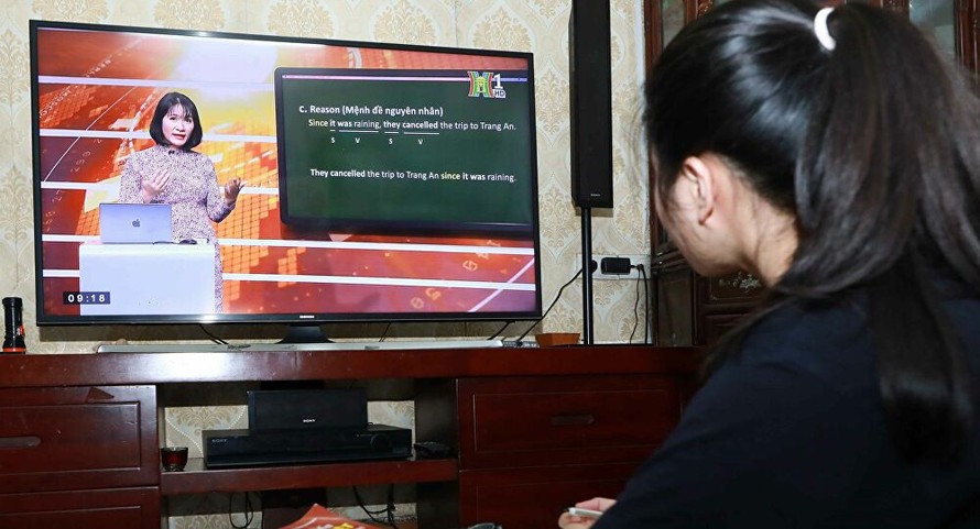 Bộ GD&ĐT hướng dẫn chi tiết dạy học qua internet, trên truyền hình