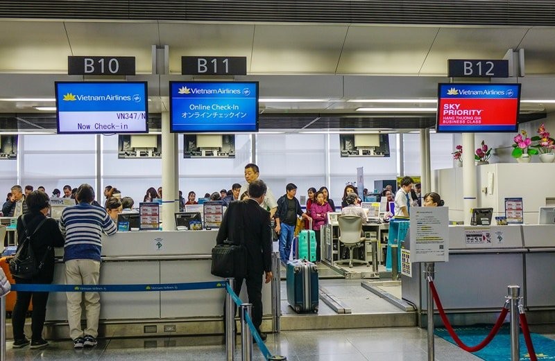 Thực hiện nghiêm việc phòng, chống dịch COVID-19 tại các sân bay