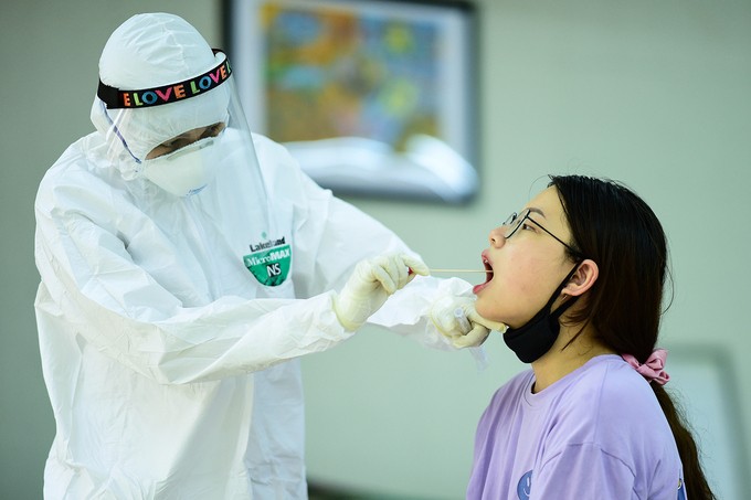 F1 của hai ca mắc COVID-19 tại Hàn Quốc đều âm tính 