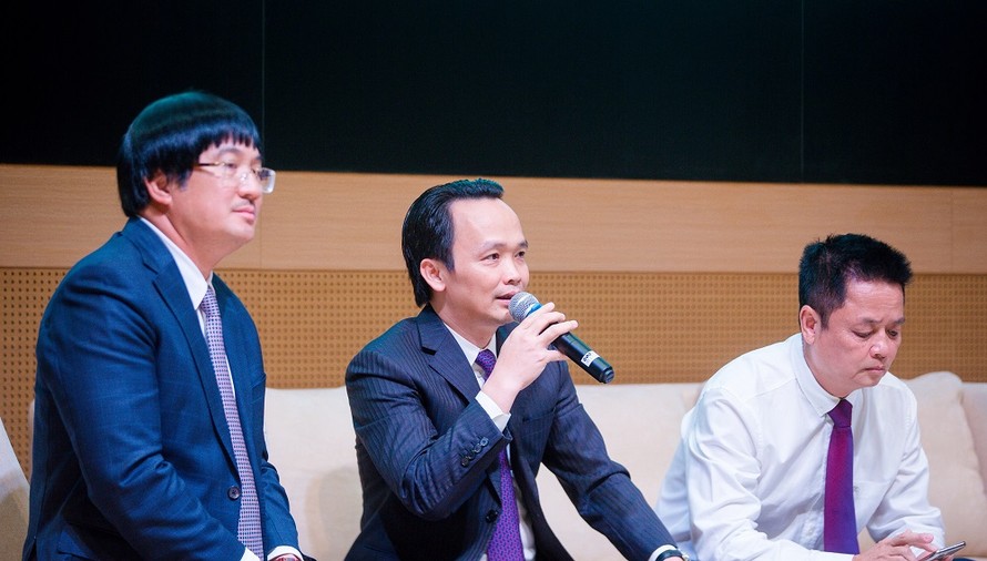 Theo thứ tự từ trái qua - Ông Phạm Đình Đoà ... g Trịnh Văn Quyết, Ông Nguyễn Đức Hưởng.