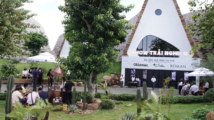 Show trải nghiệm ba văn minh cà phê tại Bảo tà ... cộng đồng du lịch đánh giá cao khi ra mắt.