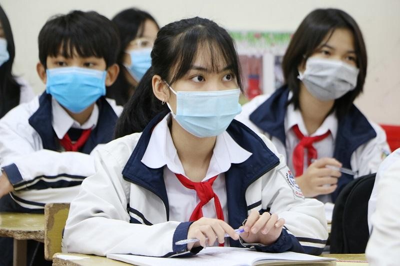 Cha mẹ cần làm gì khi trẻ bị mắc COVID-19