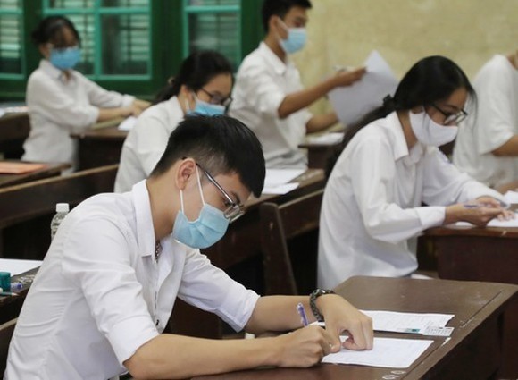 Quy định đeo đồng hồ với thí sinh thi tốt nghiệp THPT