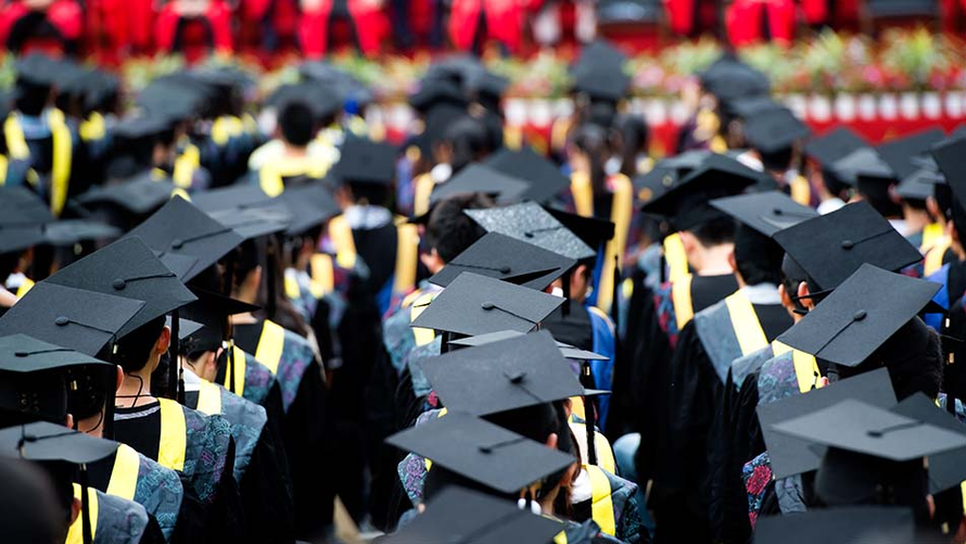 Nam sinh bị từ chối nhập học do ngược đãi động vật