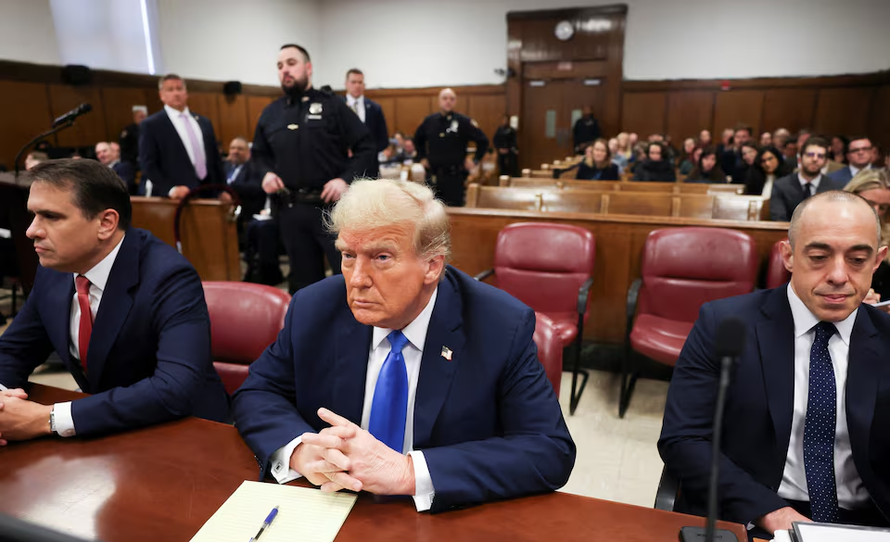 Công tố viên cáo buộc ông Trump gian lận bầu cử