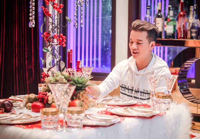 Đàm Vĩnh Hưng lần đầu thừa nhận có người yêu mới ở nước ngoài 