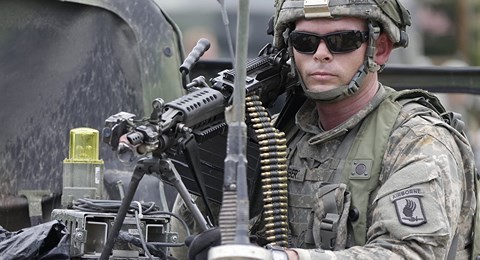 Trái lời TT Trump, Mỹ chuẩn bị điều động thêm quân tới châu Âu