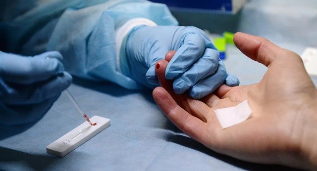 Kỳ lạ trường hợp tự khỏi HIV mà không cần điều trị