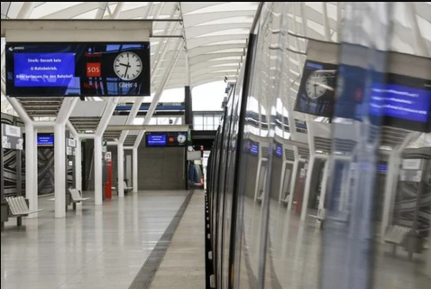 Giao thông đường sắt ở Đức gián đoạn trên diện rộng do đình công