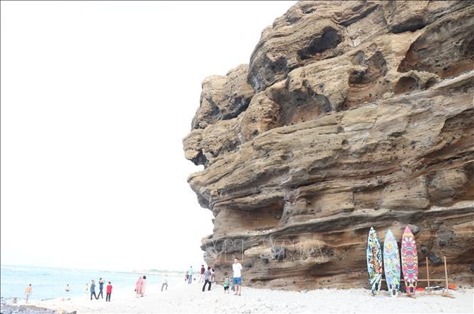 Lấy ý kiến việc thu phí thăm quan di tích, danh thắng trên đảo Lý Sơn