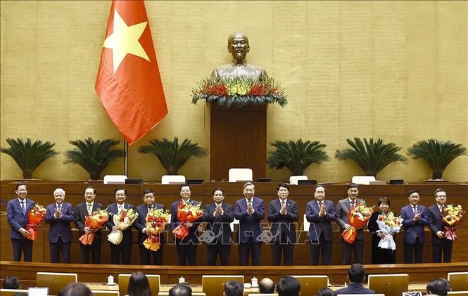 Kỳ họp bất thường lần thứ 9, Quốc hội khoá XV: Bổ sung 2 Phó Thủ tướng và 2 Phó Chủ tịch Quốc hội