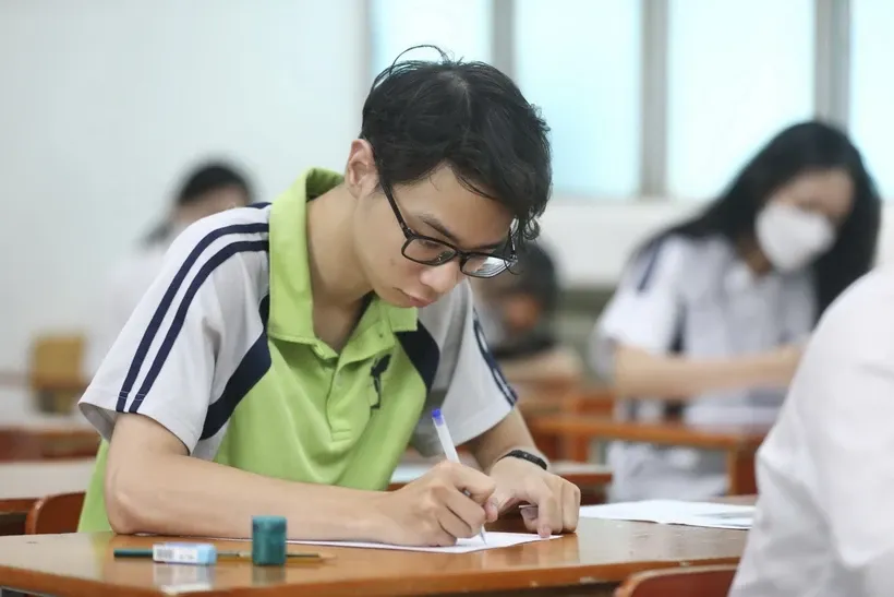 Thí sinh dự thi Tốt nghiệp trung học phổ thông. Ảnh: TTXVN.