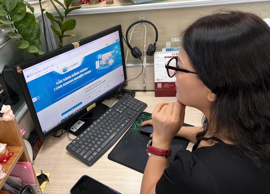 Khách hàng khi đăng ký sản phẩm, dịch vụ trên oneSME sẽ được hưởng nhiều chương trình khuyến mãi và ưu đãi hấp dẫn. 