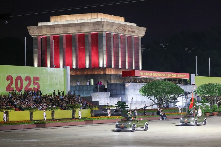 Lần đầu tiên các lực lượng tham gia A80 tổng hợp luyện tại Quảng trường Ba Đình