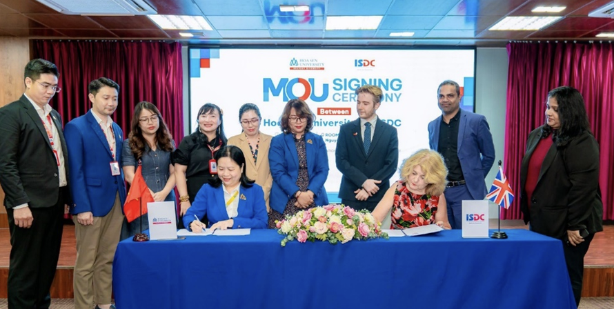 HSU ký kết hợp tác với ISDC - tổ chức giáo dục hàng đầu tại Anh, mở cửa cơ hội du học đến 40 trường đại học danh tiếng toàn cầu cho sinh viên Hoa Sen.