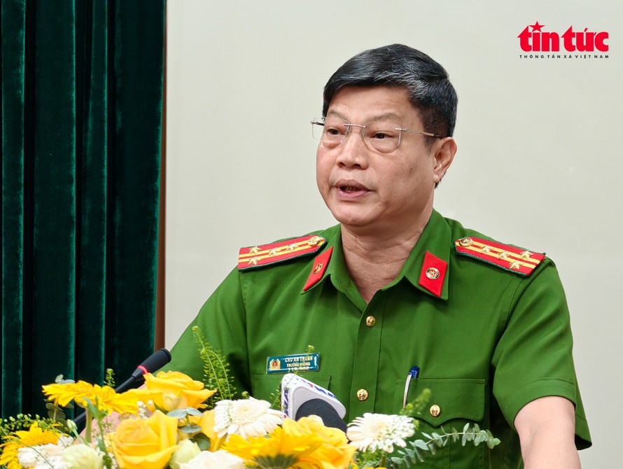 Đại tá Chu An Thanh, Trưởng phòng PC03 Công an TP Hà Nội thông tin về vụ án Shark Bình. Ảnh: Báo Tin tức.