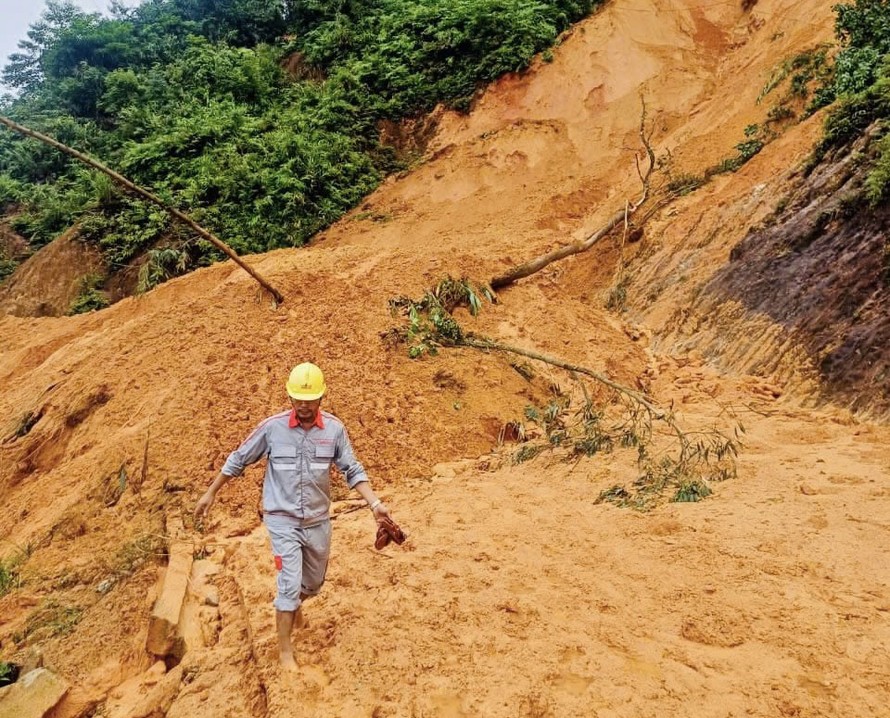 Viettel kích hoạt toàn mạng lưới ứng phó bão số 13, đảm bảo thông tin thông suốt phục vụ chỉ huy cứu hộ