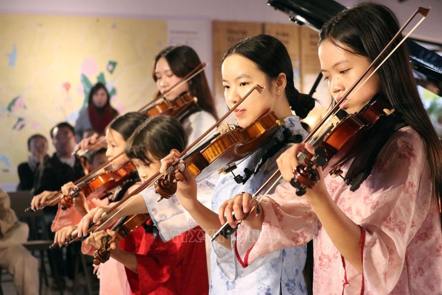 Tiếp tục sáng tạo, thực hiện cam kết của Thành phố Sáng tạo UNESCO