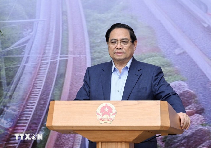 Thủ tướng Phạm Minh Chính: Xem xét cả 3 phương thức công tư với Dự án đường sắt tốc độ cao trên trục Bắc – Nam