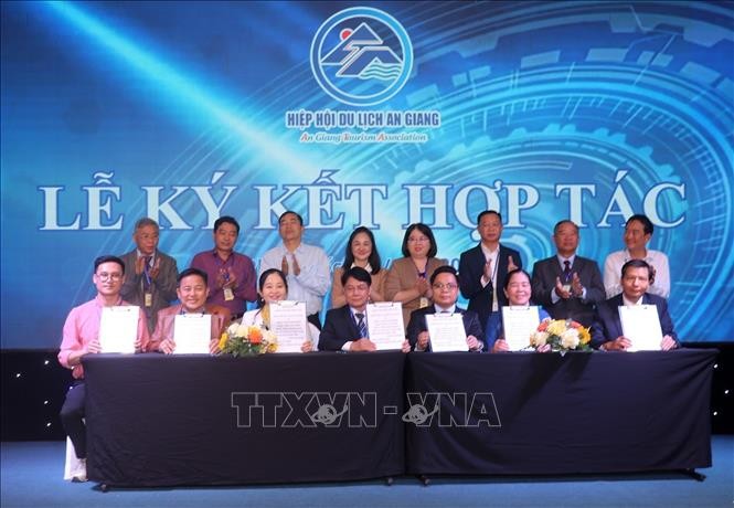 Chuẩn bị chu đáo, đáp ứng nhu cầu của du khách dịp APEC 2027