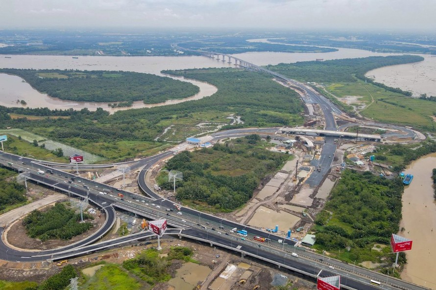 Nút giao Vành đai 3 với cao tốc TP.HCM – Long Thành – Dầu Giây đang tăng tốc hoàn thiện 