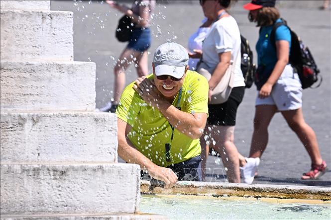 Thế giới ghi nhận tháng 2 nóng thứ năm trong lịch sử