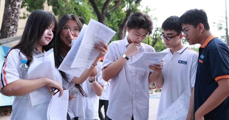 Thí sinh dồn sức ôn luyện trước kỳ thi vào lớp 10 công lập