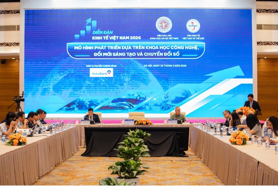 Xác lập mô hình tăng trưởng mới: Khoa học công nghệ là "trục xương sống"