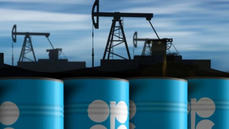 OPEC+ tiếp tục nới hạn ngạch khai thác dầu mỏ thêm 206.000 thùng/ngày