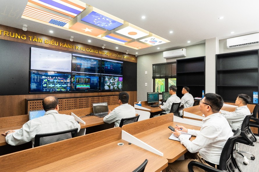 Trung tâm điều hành của KCN Quang Minh