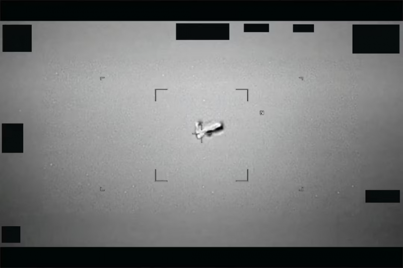 Mỹ bắt đầu công bố tài liệu mật về UFO