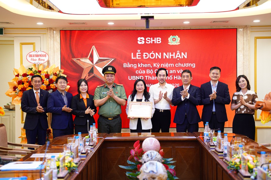 SHB vinh dự nhận Bằng khen của Bộ Công an vì những thành tích xuất sắc trong phong trào Toàn dân bảo vệ an ninh Tổ quốc.