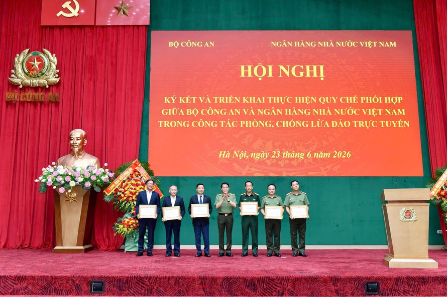 MSB vinh dự nhận bằng khen cửa Bộ Công an về các giải pháp phòng, chống tội phạm công nghệ cao