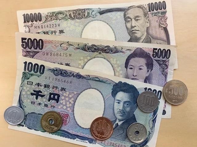 Nhật Bản chi số tiền kỷ lục để vực dậy đồng yen