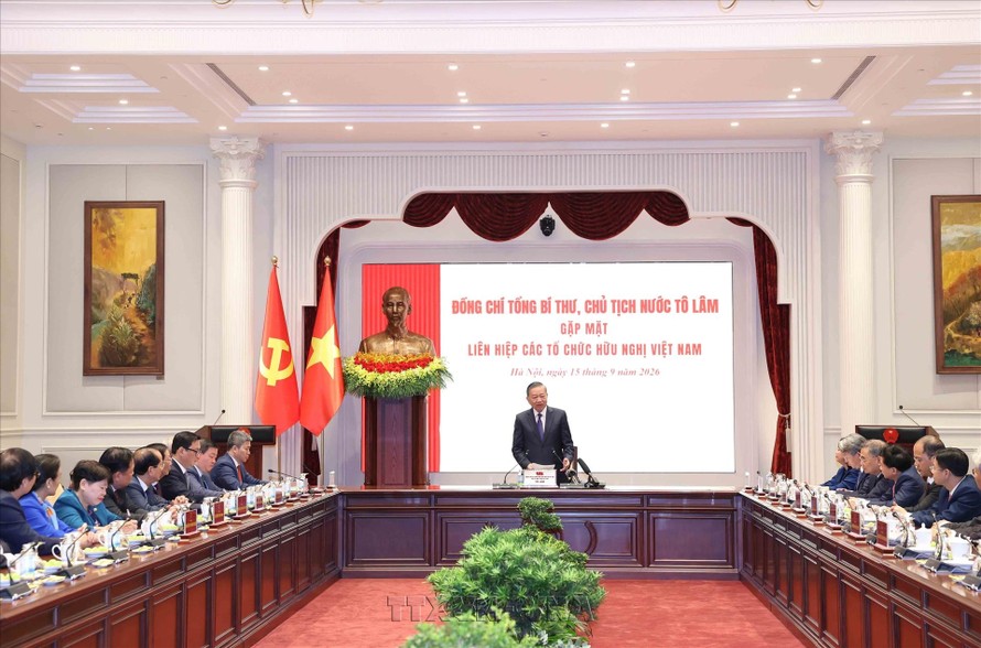 Tổng Bí thư, Chủ tịch nước Tô Lâm gặp mặt đại diện Ban Chấp hành Liên hiệp các tổ chức hữu nghị Việt Nam khóa VII