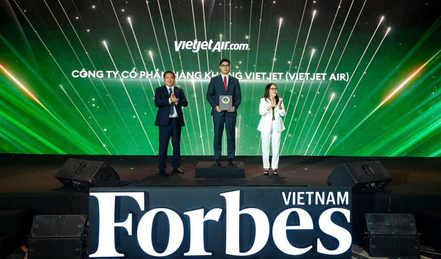 Forbes vinh danh Vietjet trong Top 50 doanh nghiệp dẫn đầu về ESG 2026