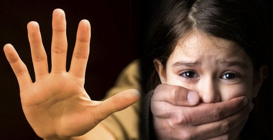 Tạm giữ thầy giáo bị tố giở trò đồi bại với học sinh. (Ảnh minh họa).