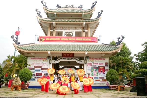  Hoạt động văn hóa - văn nghệ tại Văn miếu Trấn Biên.