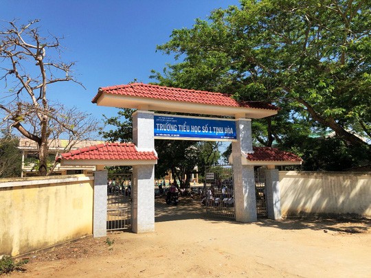 Trường Tiểu học số 1 Tịnh Hòa, nơi xảy ra vụ việc. Ảnh: T.Trực