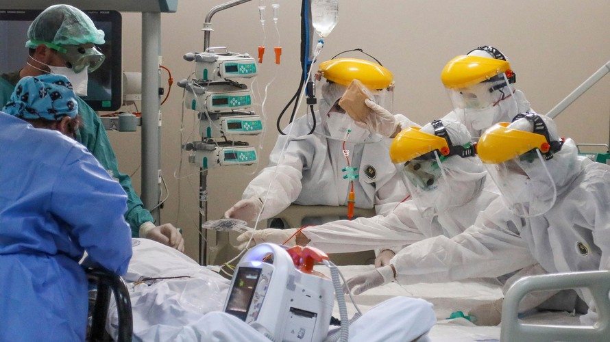 Máy thở là một công cụ quan trọng trong cuộc chiến chống lại coronavirus.