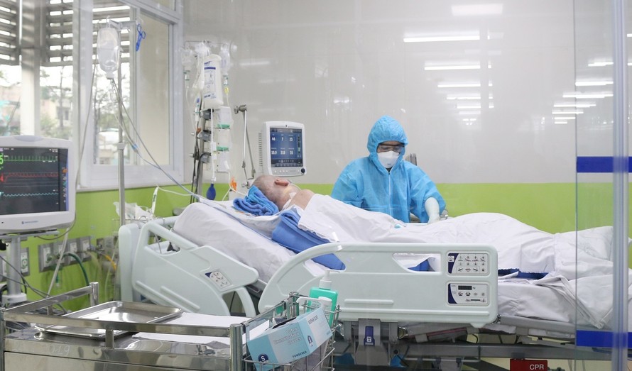 Phi công Anh ngưng ECMO, gan thận phục hồi chức năng hoàn toàn. - Ảnh: Vietnamnet