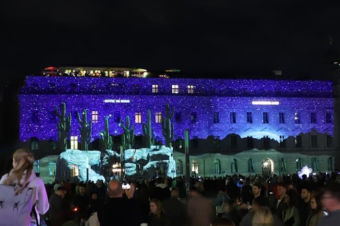 Đức tắt các thiết bị chiếu sáng tại 200 tòa nhà và công trình lớn để tiết kiệm năng lượng