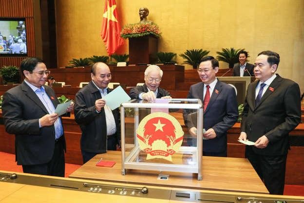 Miễn nhiệm Tổng Kiểm toán nhà nước và Bộ trưởng Giao thông vận tải