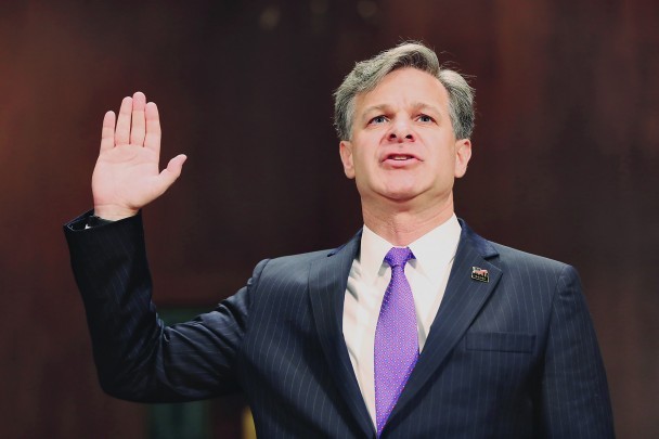 Chris Wray tuyên thệ nhậm chức Giám đốc FBI