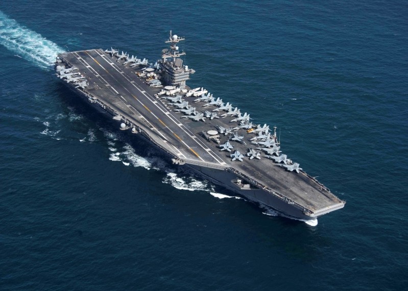 Hình ảnh tàu sân bay USS Abraham Lincoln
