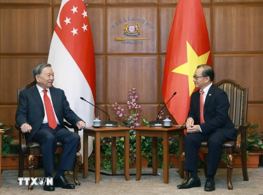 Tổng Bí thư Tô Lâm gặp Chủ tịch Quốc hội Singapore Seah Kian Peng.