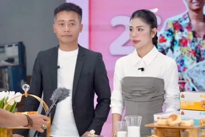 Quang Linh Vlog và Hằng du mục.